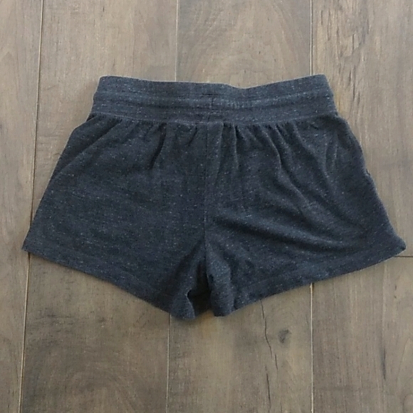 NIKE GRAY LOGO SHORT WOMANS SP - Picture 4 of 4